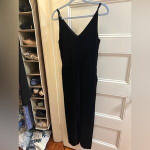 Elegant Black Sleeveless velvet Jumpsuit